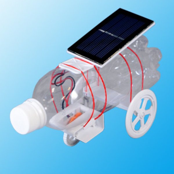 画像1: ペットボトルソーラーカー２　リサイクル工作 太陽光発電 太陽電池付き 理科実験 理科工作 自由研究 (1)